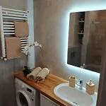 Appartamento Grey 52, 3 Min Od Plazy, Basen, Plac Zabaw, Darmowy Parking! Sianozety