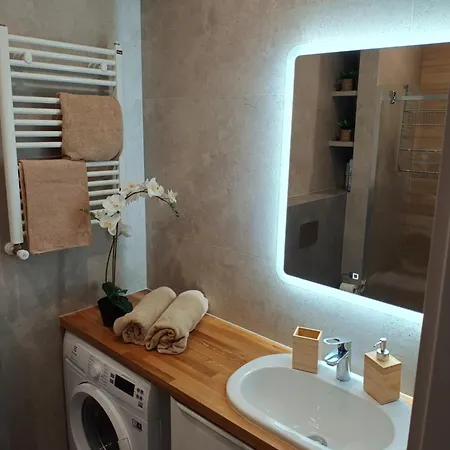 Apartment Grey 52, 3 Min Od Plazy, Basen, Plac Zabaw, Darmowy Parking! Sianożęty